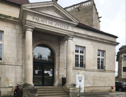 Photo de l'entrée du Palais de Justice de Chaumont